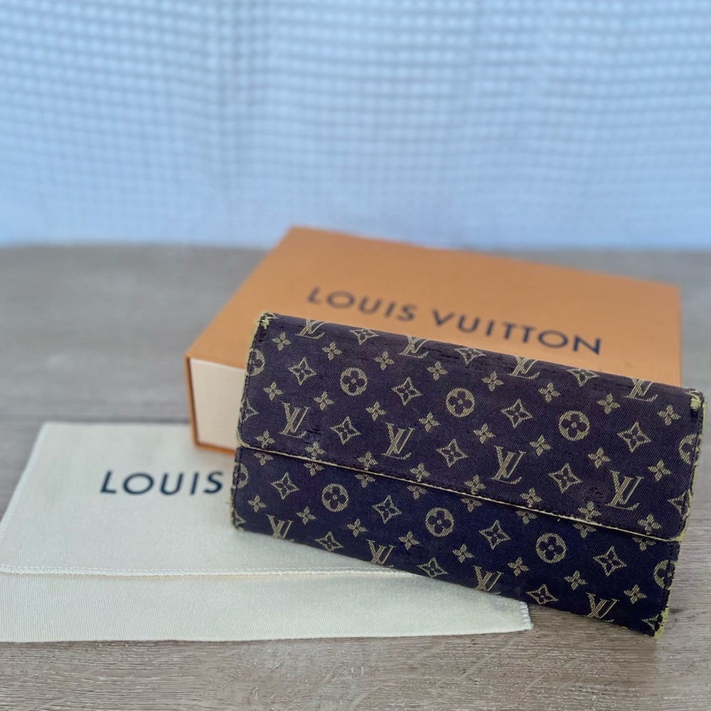 Louis Vuitton brown Sarah denim monogram wallet